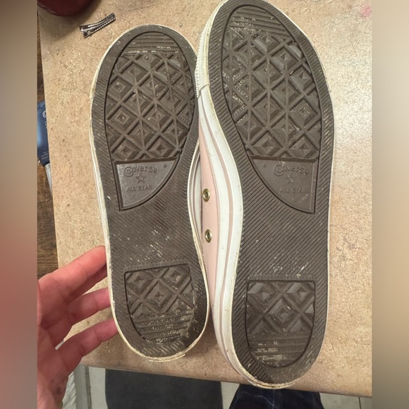 Ladies Leather converse - Picture 3 of 4